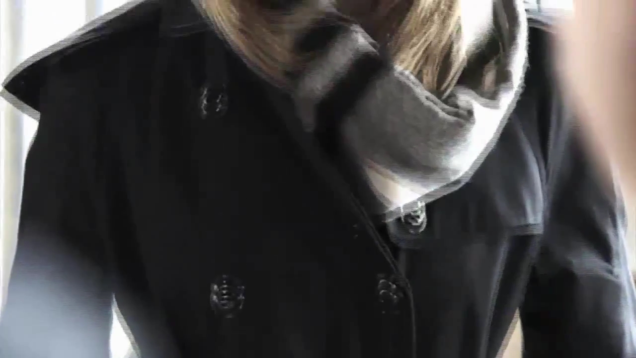 EmmaWatsonFan-nl_2009BurberryAutumWinterCampaign-BTS0065.jpg