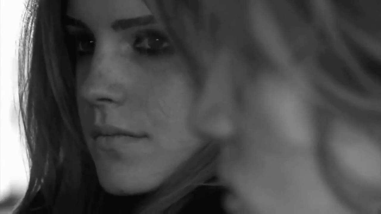 EmmaWatsonFan-nl_2009BurberryAutumWinterCampaign-BTS0089.jpg EmmaWatsonFan-nl_2009BurberryAutumWinterCampaign-BTS0089.jpg