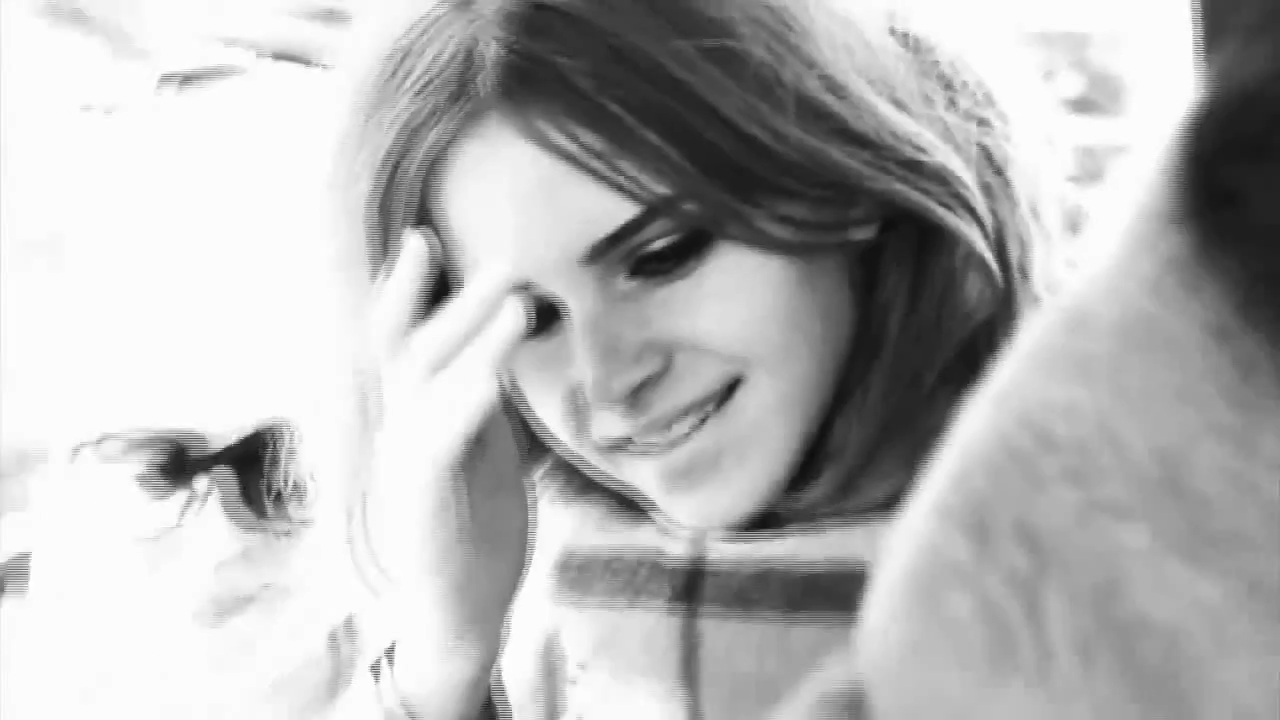 EmmaWatsonFan-nl_2009BurberryAutumWinterCampaign-BTS0093.jpg EmmaWatsonFan-nl_2009BurberryAutumWinterCampaign-BTS0093.jpg