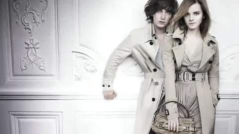 EmmaWatsonFan_dot_nl-2009BurberryCampaign0058.jpg EmmaWatsonFan_dot_nl-2009BurberryCampaign0058.jpg