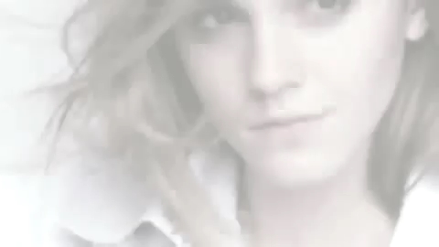 EmmaWatsonFan_dot_nl-2009BurberryCampaign0094.jpg EmmaWatsonFan_dot_nl-2009BurberryCampaign0094.jpg