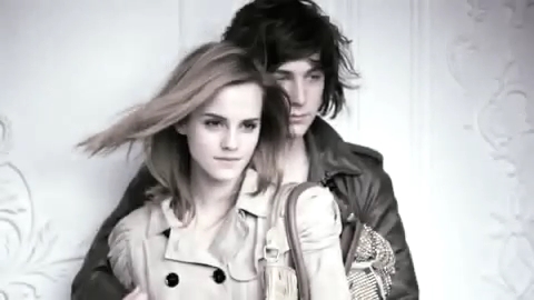 EmmaWatsonFan_dot_nl-2009BurberryCampaign0108.jpg EmmaWatsonFan_dot_nl-2009BurberryCampaign0108.jpg
