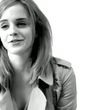 EmmaWatsonFan_dot_nl-2009BurberryCampaign0075.jpg