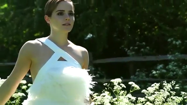 EmmaWatsonFan-nl_2011HarpersBazaar0136.jpg