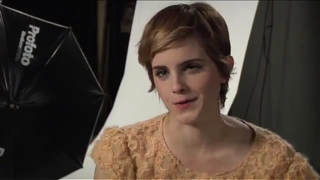 EmmaWatsonFan-nl_2011Seventeen0049.jpg