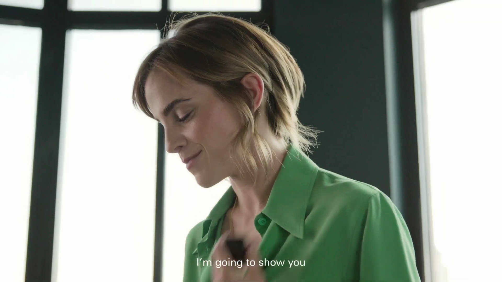 EmmaWatsonFan-dot-nl_2022PradaParadoxe-HowToRefillBottle0020.jpg EmmaWatsonFan-dot-nl_2022PradaParadoxe-HowToRefillBottle0020.jpg