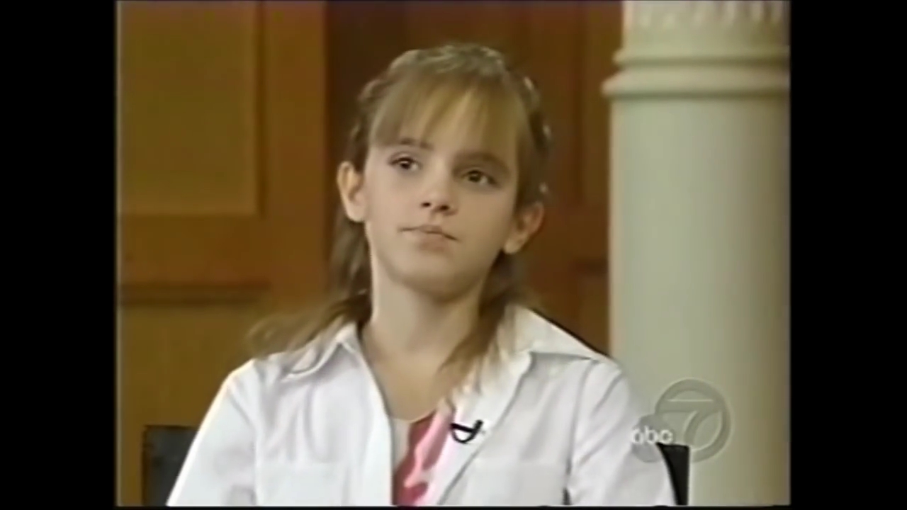 EmmaWatsonFan-nl_2002LiveWithRegisAndKelly0252.jpg