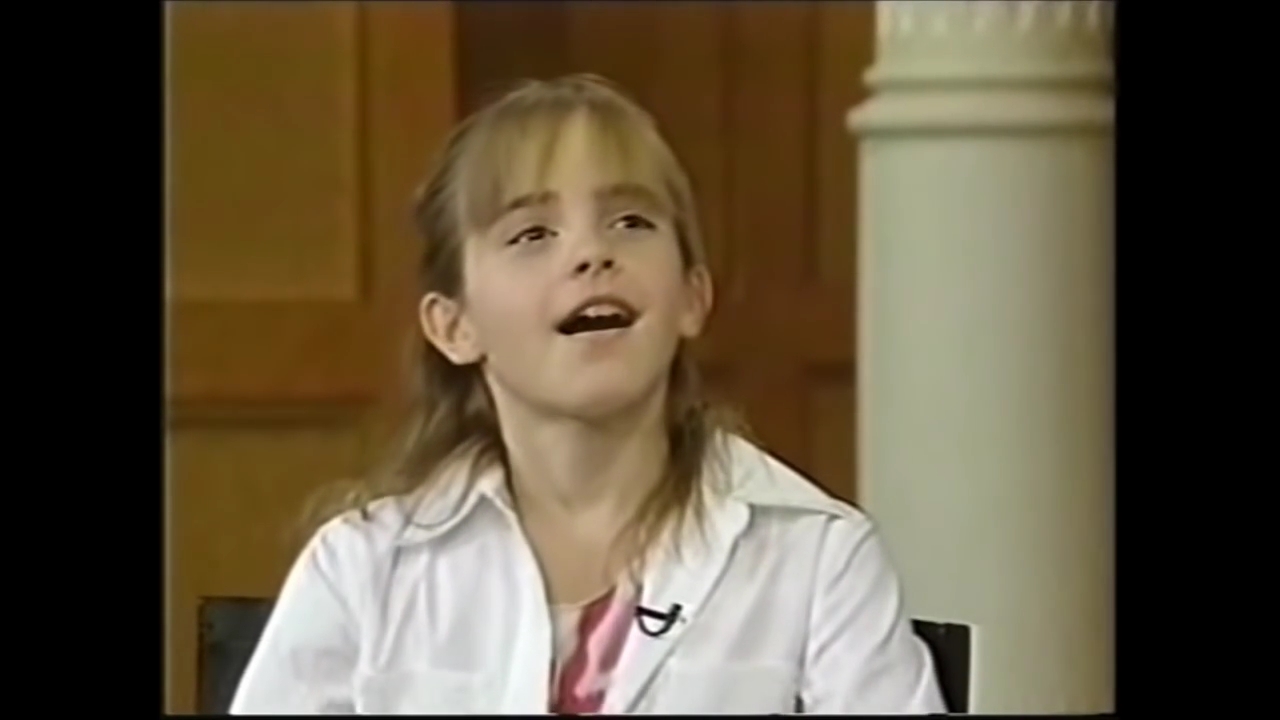 EmmaWatsonFan-nl_2002LiveWithRegisAndKelly0262.jpg