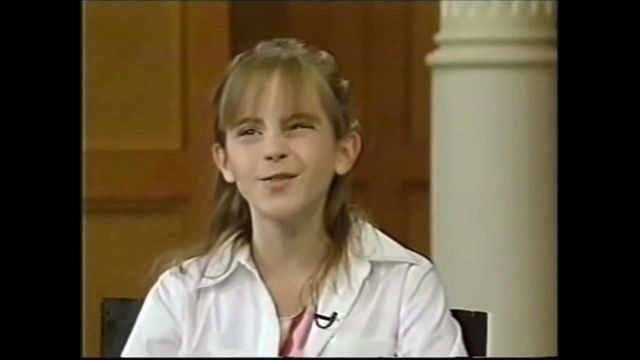 EmmaWatsonFan-nl_2002LiveWithRegisAndKelly0266.jpg