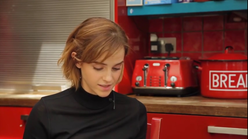 EmmaWatsonFan-nl_2016OurSharedShelf-InCoversationWithCaitlinMoran0910.jpg EmmaWatsonFan-nl_2016OurSharedShelf-InCoversationWithCaitlinMoran0910.jpg