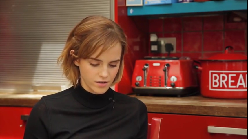 EmmaWatsonFan-nl_2016OurSharedShelf-InCoversationWithCaitlinMoran0913.jpg