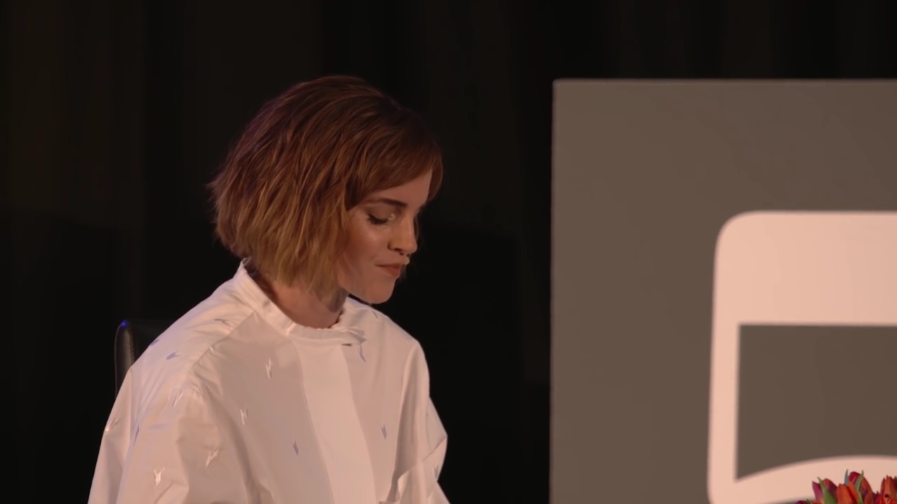 EmmaWatsonFan-nl_2016OurSharedShelf-InCoversationWithGloriaSteinem0174.jpg EmmaWatsonFan-nl_2016OurSharedShelf-InCoversationWithGloriaSteinem0174.jpg