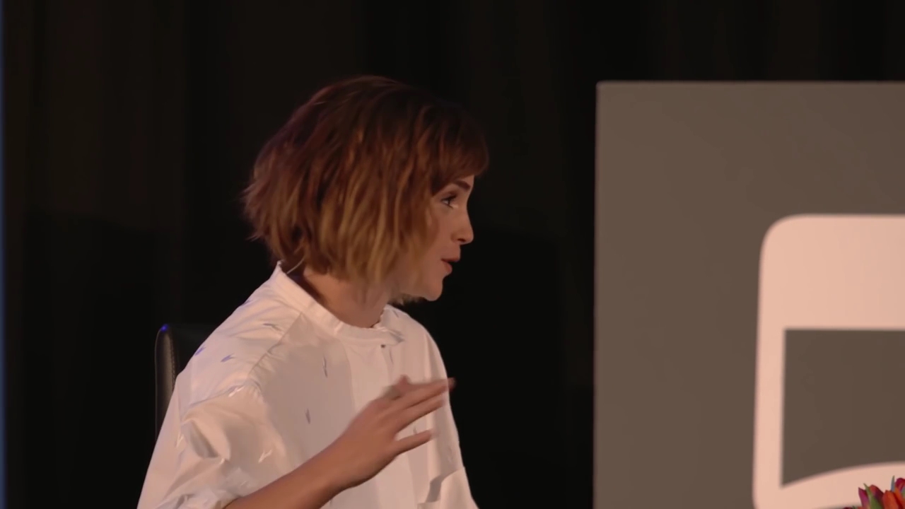 EmmaWatsonFan-nl_2016OurSharedShelf-InCoversationWithGloriaSteinem0368.jpg EmmaWatsonFan-nl_2016OurSharedShelf-InCoversationWithGloriaSteinem0368.jpg