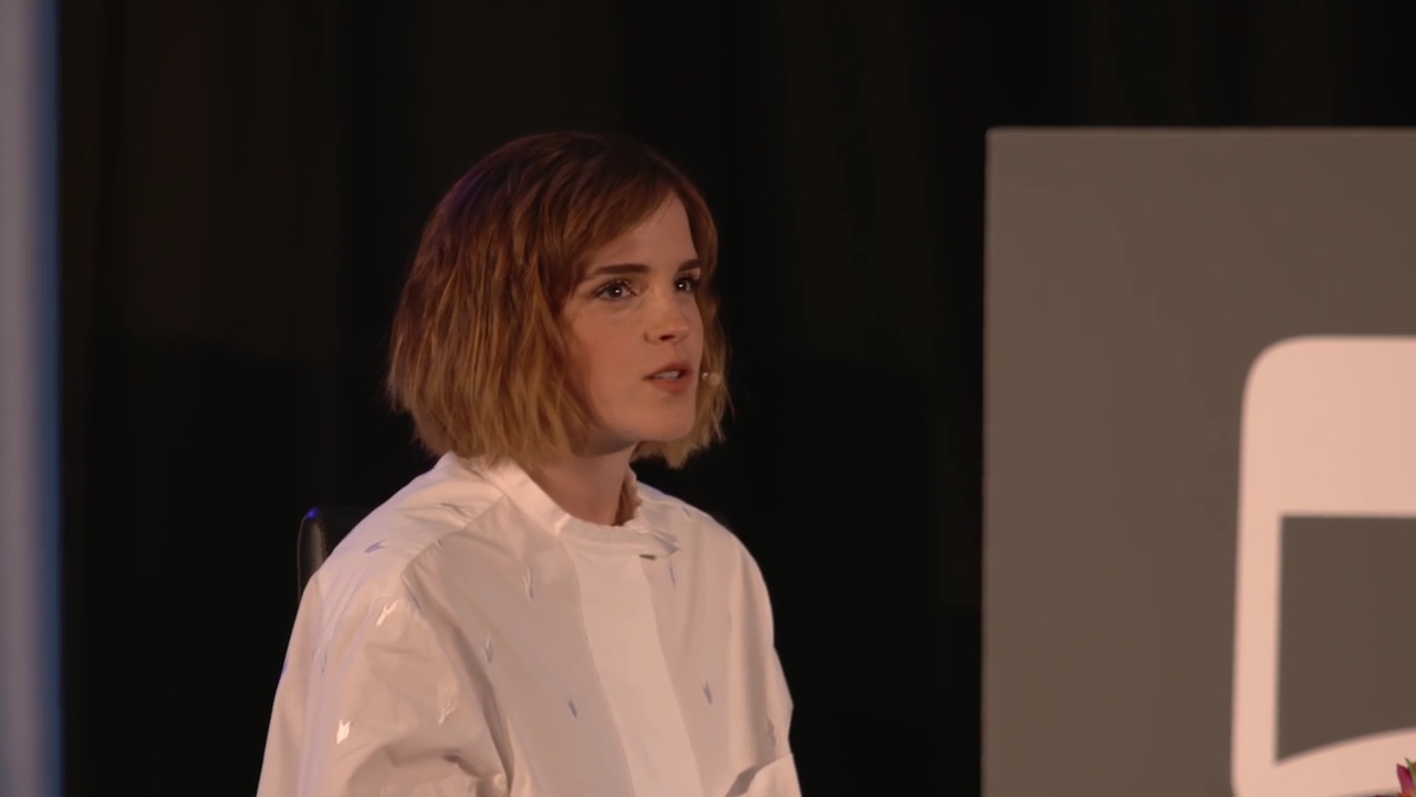 EmmaWatsonFan-nl_2016OurSharedShelf-InCoversationWithGloriaSteinem1238.jpg