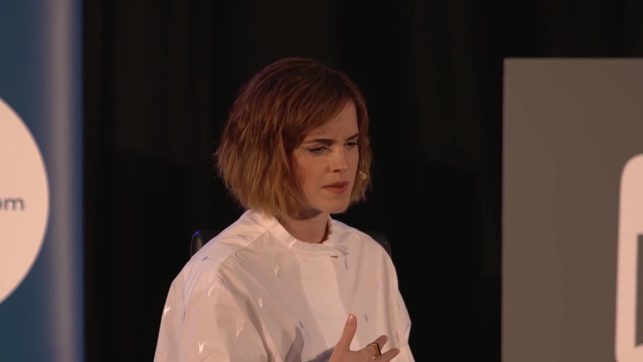 EmmaWatsonFan-nl_2016OurSharedShelf-InCoversationWithGloriaSteinem1426.jpg EmmaWatsonFan-nl_2016OurSharedShelf-InCoversationWithGloriaSteinem1426.jpg