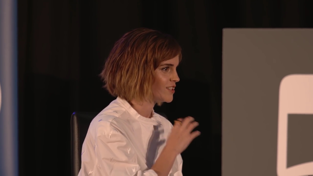 EmmaWatsonFan-nl_2016OurSharedShelf-InCoversationWithGloriaSteinem2058.jpg EmmaWatsonFan-nl_2016OurSharedShelf-InCoversationWithGloriaSteinem2058.jpg