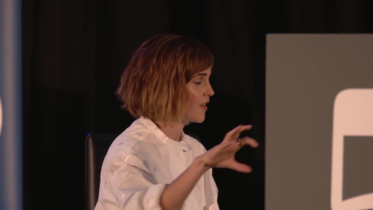 EmmaWatsonFan-nl_2016OurSharedShelf-InCoversationWithGloriaSteinem2068.jpg EmmaWatsonFan-nl_2016OurSharedShelf-InCoversationWithGloriaSteinem2068.jpg