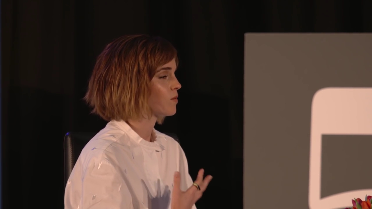 EmmaWatsonFan-nl_2016OurSharedShelf-InCoversationWithGloriaSteinem2236.jpg EmmaWatsonFan-nl_2016OurSharedShelf-InCoversationWithGloriaSteinem2236.jpg