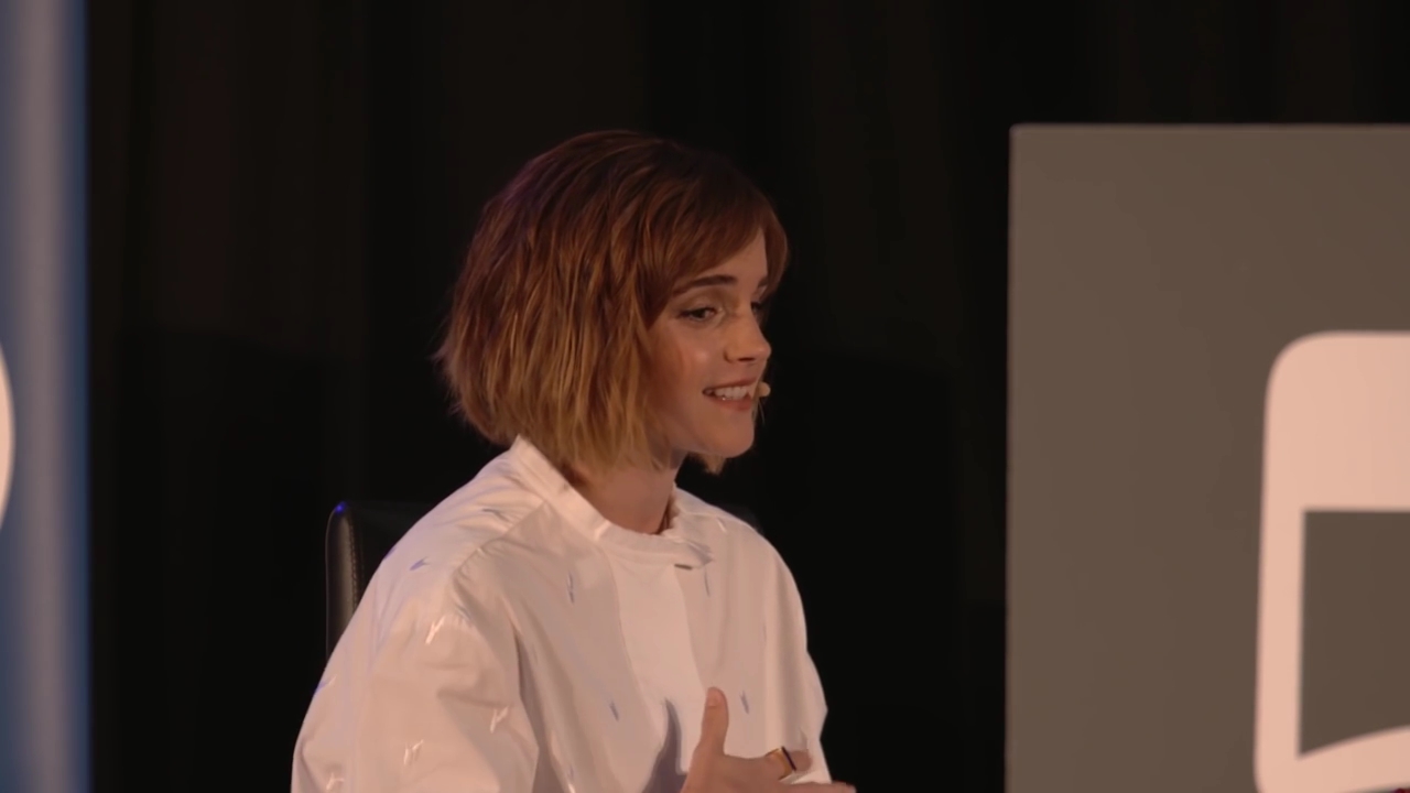 EmmaWatsonFan-nl_2016OurSharedShelf-InCoversationWithGloriaSteinem2382.jpg EmmaWatsonFan-nl_2016OurSharedShelf-InCoversationWithGloriaSteinem2382.jpg