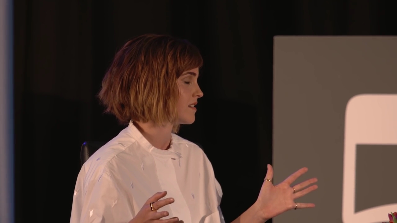 EmmaWatsonFan-nl_2016OurSharedShelf-InCoversationWithGloriaSteinem2547.jpg