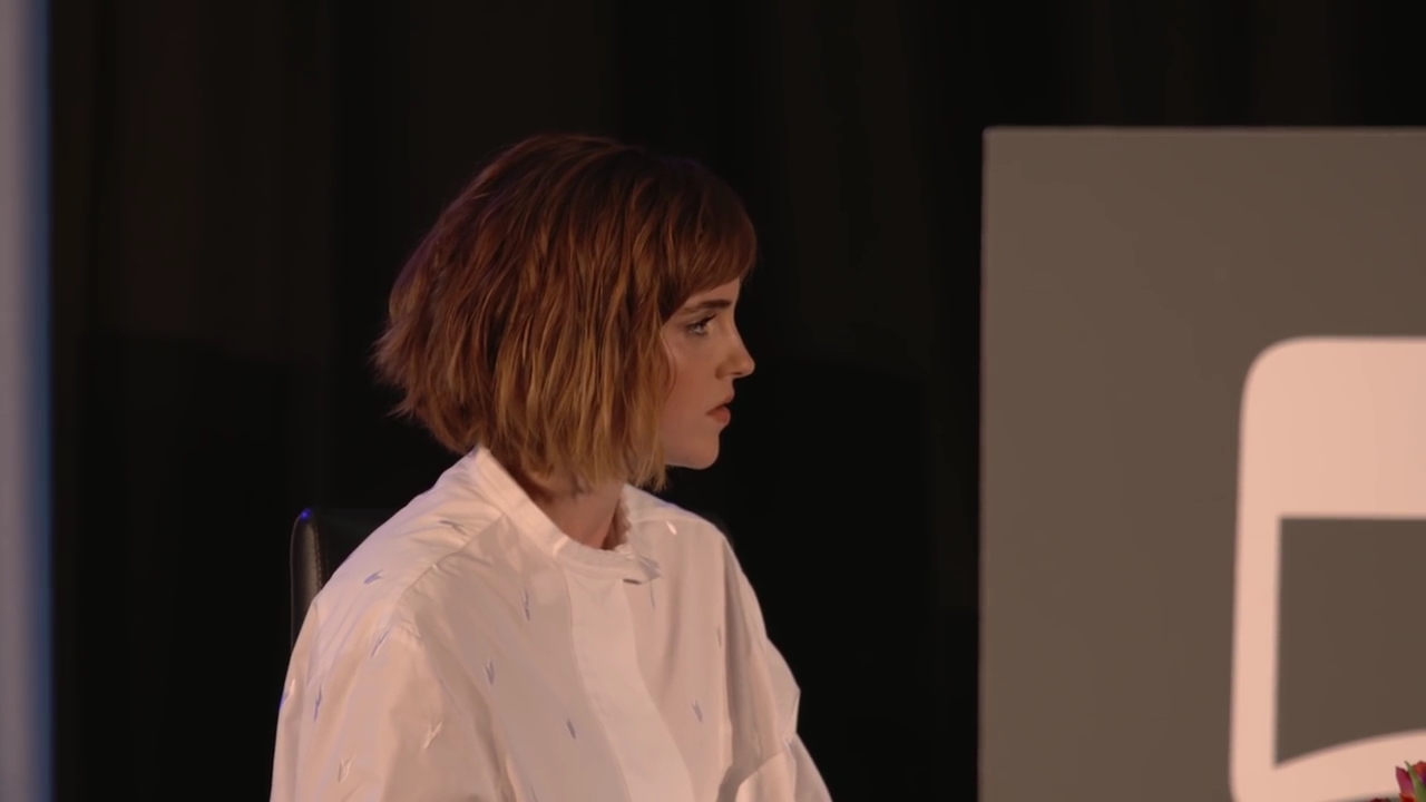 EmmaWatsonFan-nl_2016OurSharedShelf-InCoversationWithGloriaSteinem2561.jpg