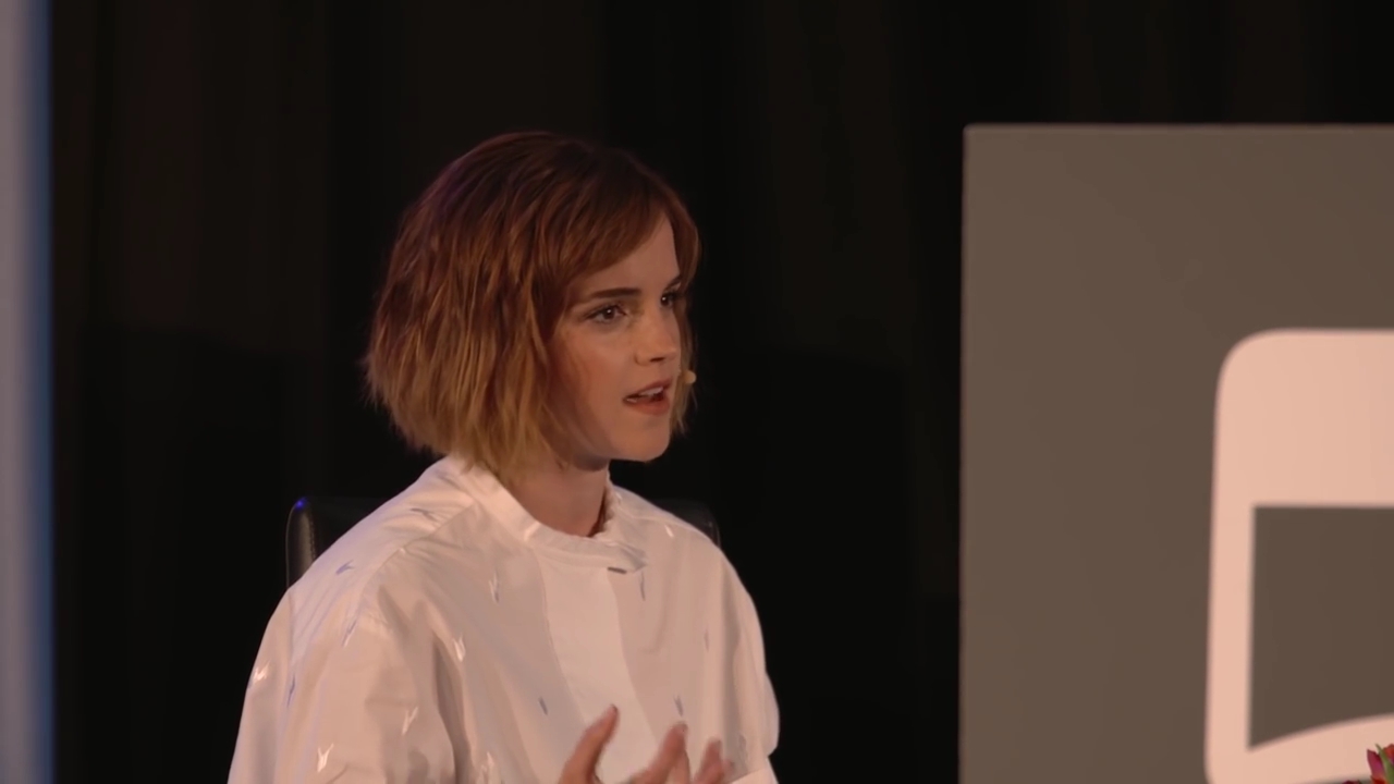 EmmaWatsonFan-nl_2016OurSharedShelf-InCoversationWithGloriaSteinem2602.jpg