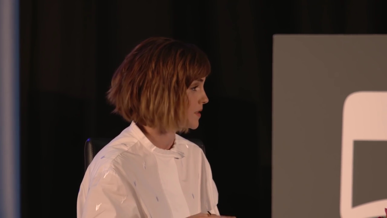 EmmaWatsonFan-nl_2016OurSharedShelf-InCoversationWithGloriaSteinem2963.jpg EmmaWatsonFan-nl_2016OurSharedShelf-InCoversationWithGloriaSteinem2963.jpg