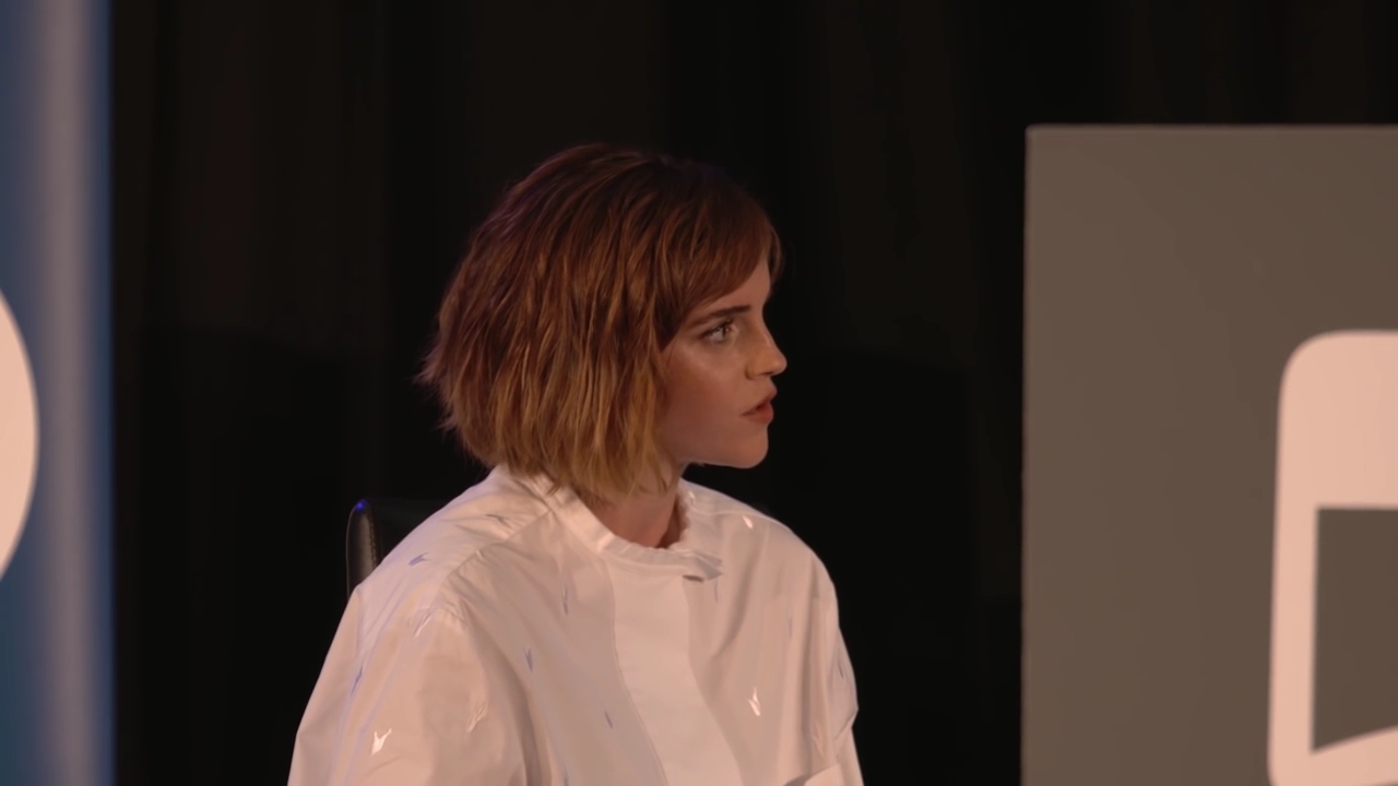 EmmaWatsonFan-nl_2016OurSharedShelf-InCoversationWithGloriaSteinem3088.jpg EmmaWatsonFan-nl_2016OurSharedShelf-InCoversationWithGloriaSteinem3088.jpg