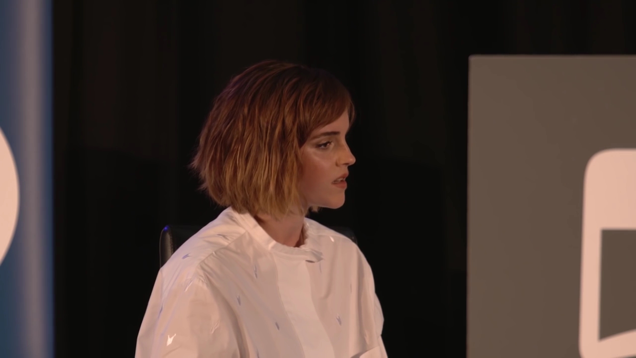 EmmaWatsonFan-nl_2016OurSharedShelf-InCoversationWithGloriaSteinem3097.jpg