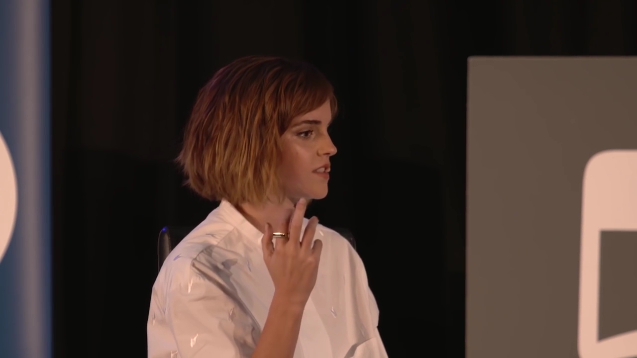 EmmaWatsonFan-nl_2016OurSharedShelf-InCoversationWithGloriaSteinem3133.jpg EmmaWatsonFan-nl_2016OurSharedShelf-InCoversationWithGloriaSteinem3133.jpg
