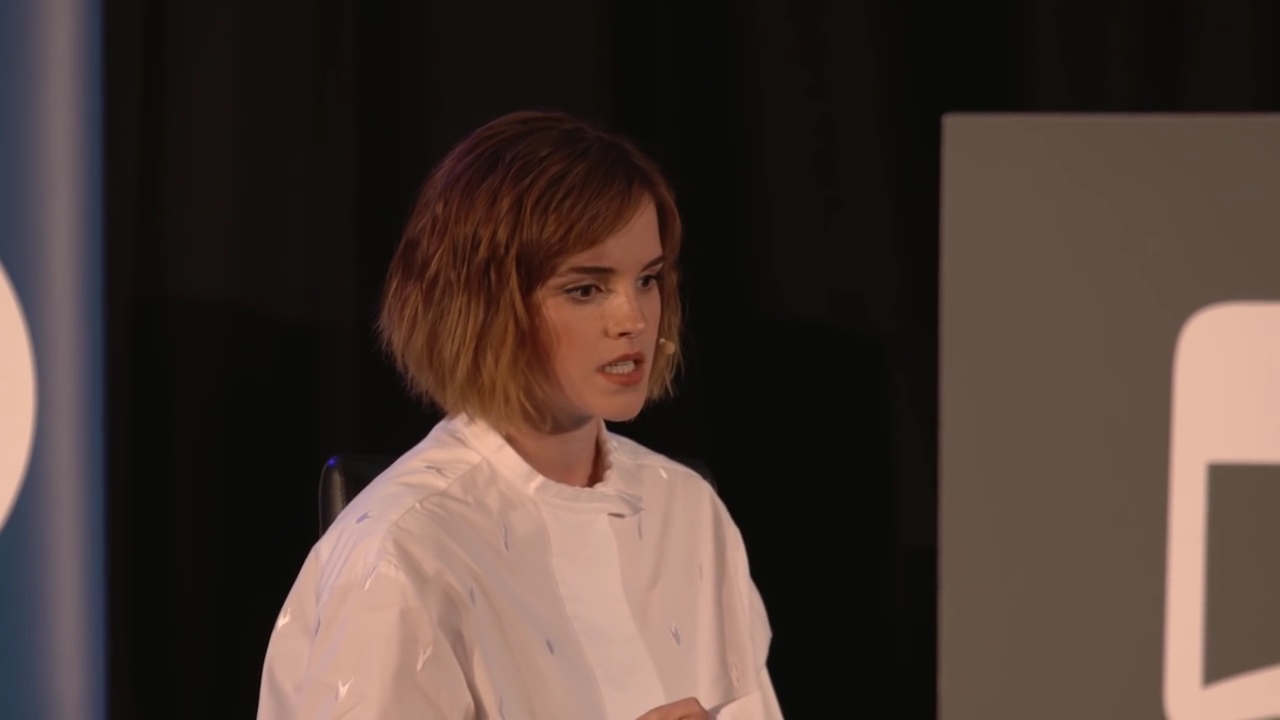 EmmaWatsonFan-nl_2016OurSharedShelf-InCoversationWithGloriaSteinem3165.jpg EmmaWatsonFan-nl_2016OurSharedShelf-InCoversationWithGloriaSteinem3165.jpg