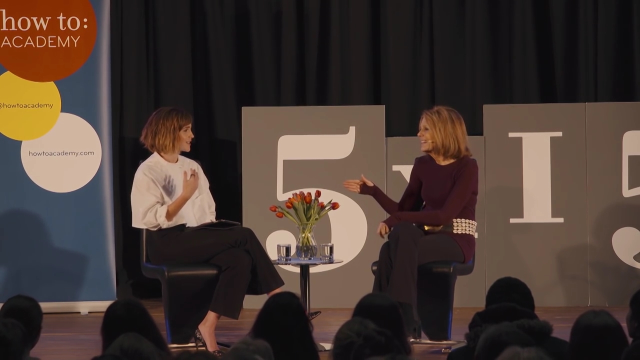 EmmaWatsonFan-nl_2016OurSharedShelf-InCoversationWithGloriaSteinem3179.jpg EmmaWatsonFan-nl_2016OurSharedShelf-InCoversationWithGloriaSteinem3179.jpg
