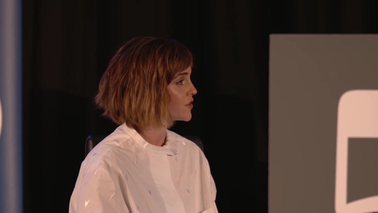 EmmaWatsonFan-nl_2016OurSharedShelf-InCoversationWithGloriaSteinem3239.jpg
