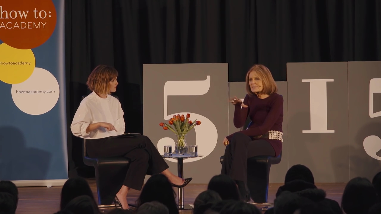 EmmaWatsonFan-nl_2016OurSharedShelf-InCoversationWithGloriaSteinem3256.jpg