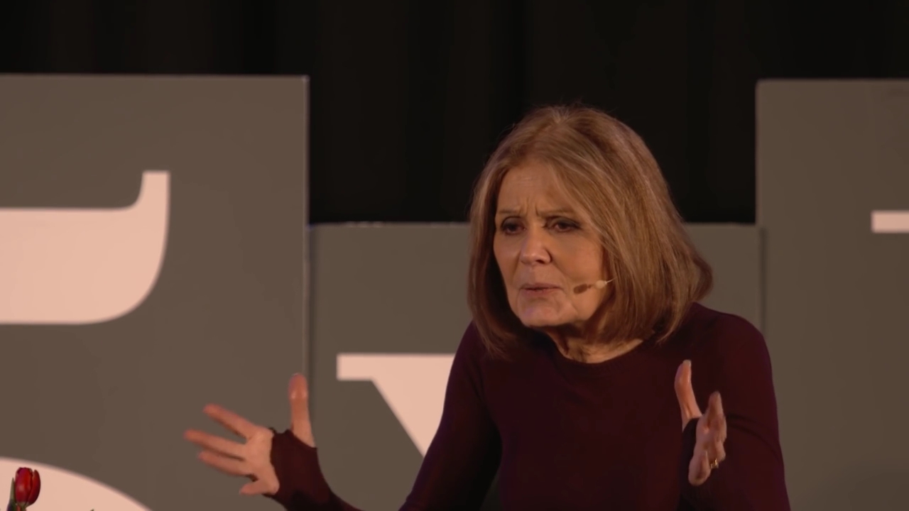 EmmaWatsonFan-nl_2016OurSharedShelf-InCoversationWithGloriaSteinem3271.jpg