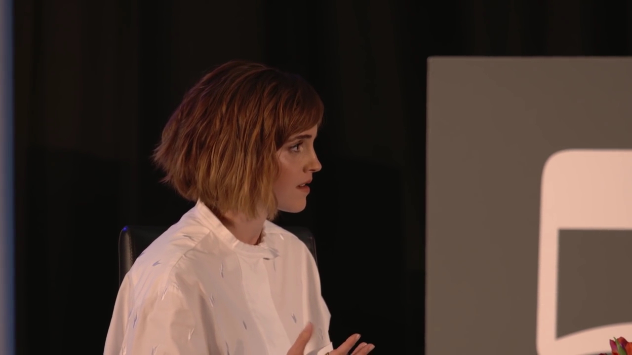 EmmaWatsonFan-nl_2016OurSharedShelf-InCoversationWithGloriaSteinem3342.jpg