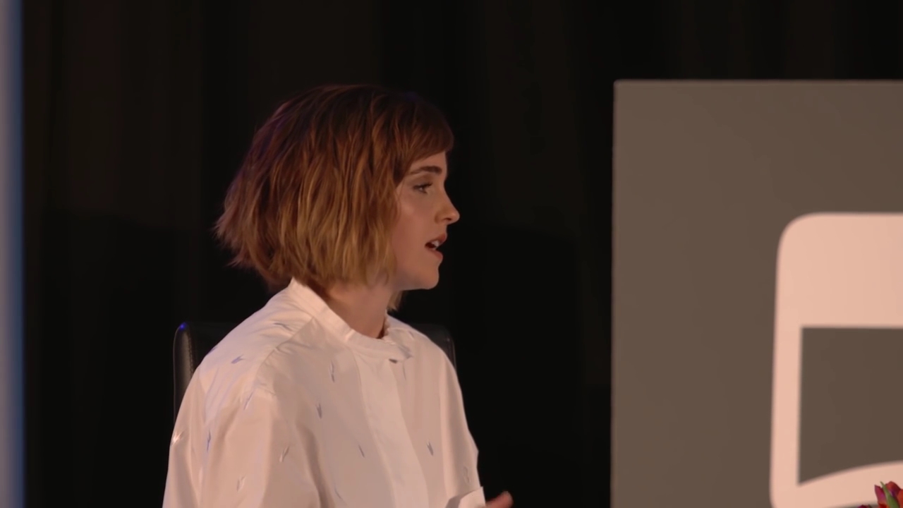 EmmaWatsonFan-nl_2016OurSharedShelf-InCoversationWithGloriaSteinem3350.jpg