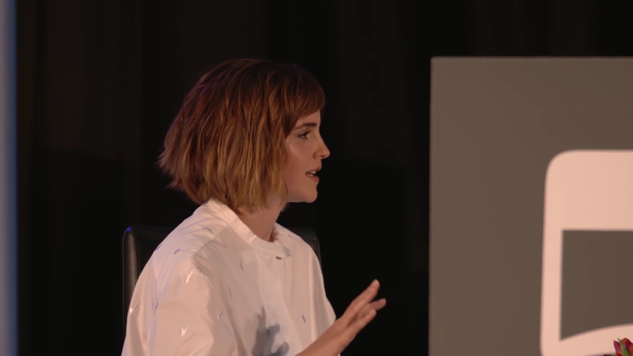 EmmaWatsonFan-nl_2016OurSharedShelf-InCoversationWithGloriaSteinem3360.jpg