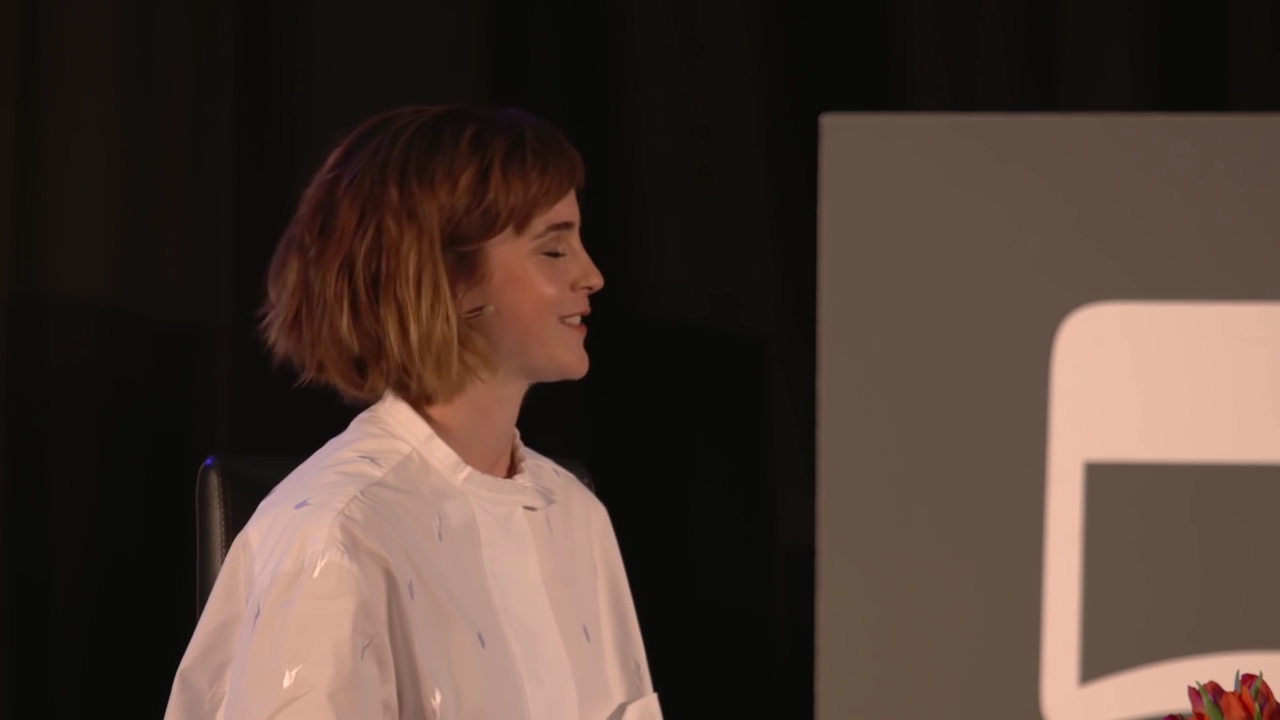 EmmaWatsonFan-nl_2016OurSharedShelf-InCoversationWithGloriaSteinem3685.jpg
