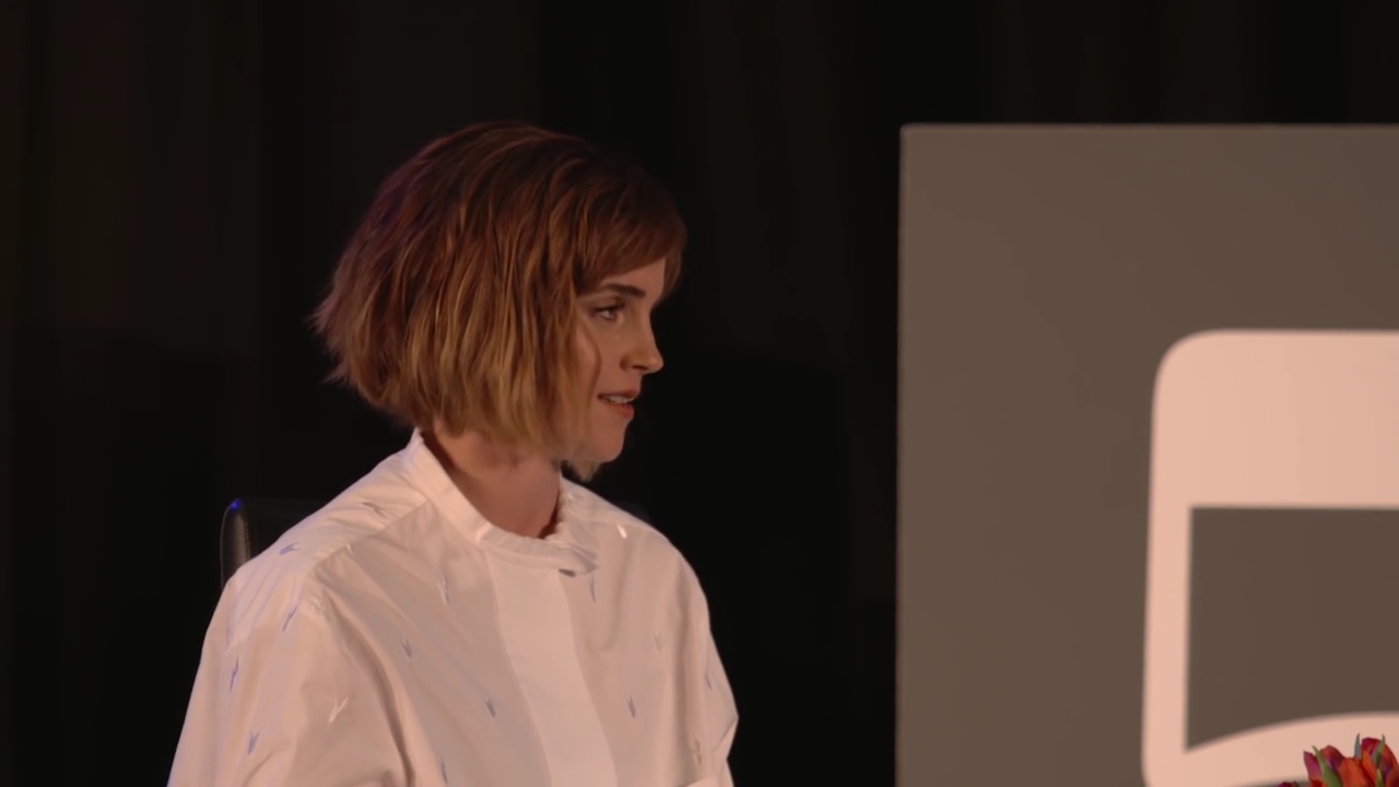 EmmaWatsonFan-nl_2016OurSharedShelf-InCoversationWithGloriaSteinem3889.jpg