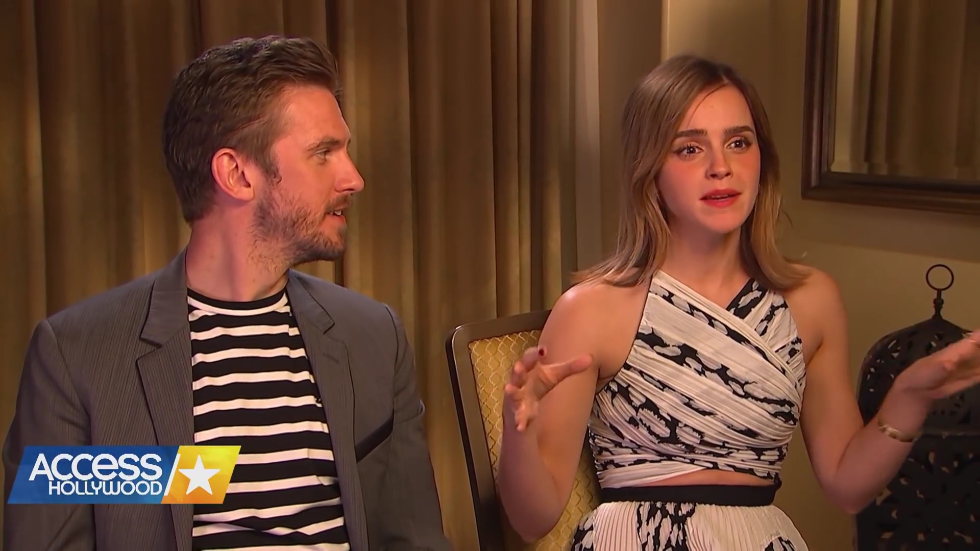 EmmaWatsonFan-dot-nl_2017AccesHollywood0122.jpg EmmaWatsonFan-dot-nl_2017AccesHollywood0122.jpg