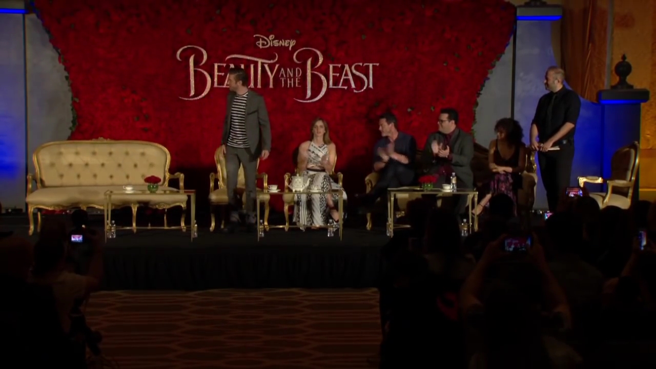 EmmaWatsonFan-dot-nl_BeautyAndTheBeastPersConferentieLA0032.jpg EmmaWatsonFan-dot-nl_BeautyAndTheBeastPersConferentieLA0032.jpg