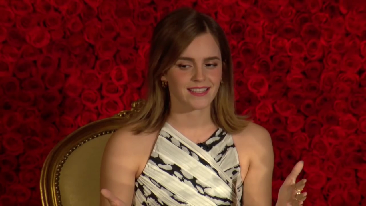 EmmaWatsonFan-dot-nl_BeautyAndTheBeastPersConferentieLA0317.jpg
