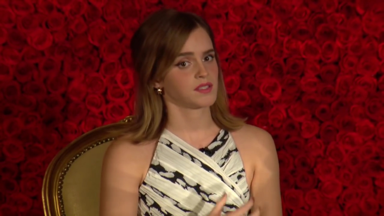 EmmaWatsonFan-dot-nl_BeautyAndTheBeastPersConferentieLA0328.jpg