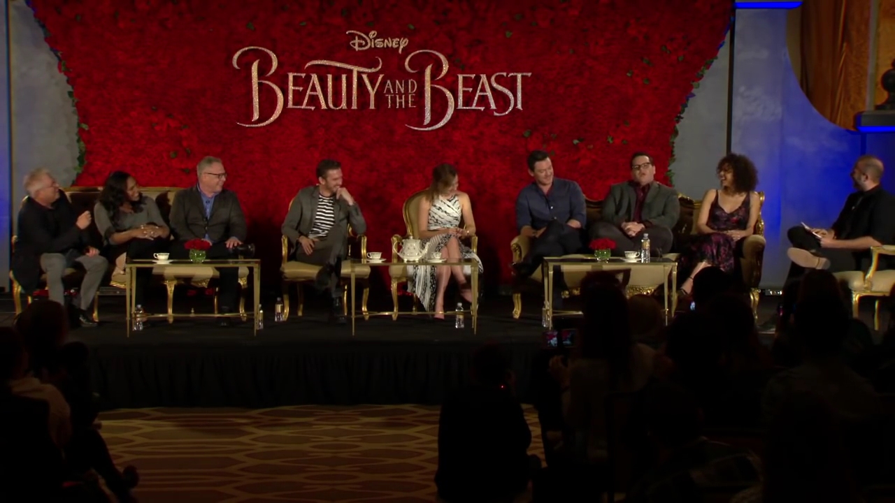 EmmaWatsonFan-dot-nl_BeautyAndTheBeastPersConferentieLA0707.jpg