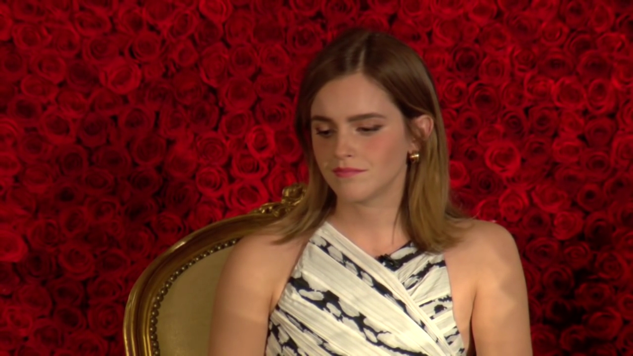 EmmaWatsonFan-dot-nl_BeautyAndTheBeastPersConferentieLA1085.jpg