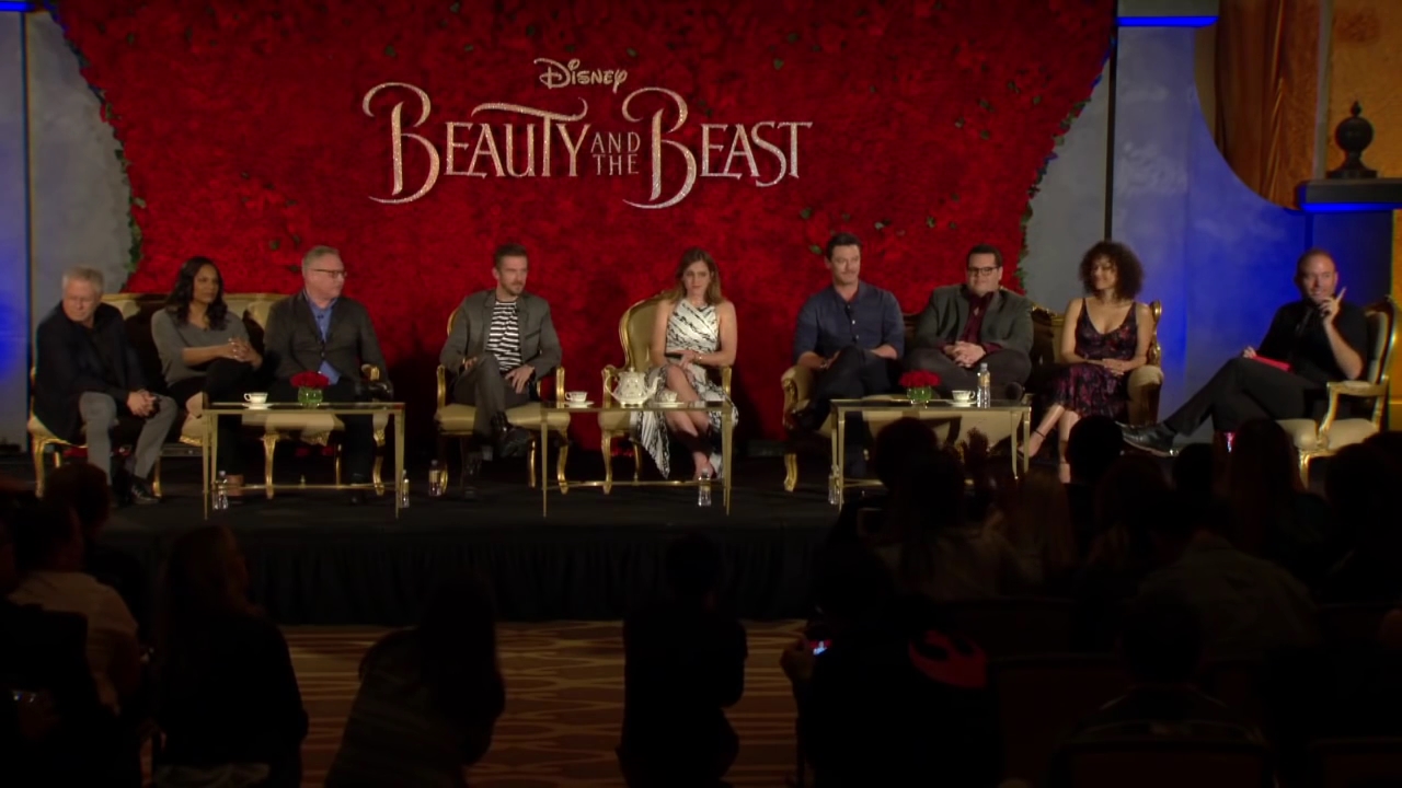 EmmaWatsonFan-dot-nl_BeautyAndTheBeastPersConferentieLA1115.jpg