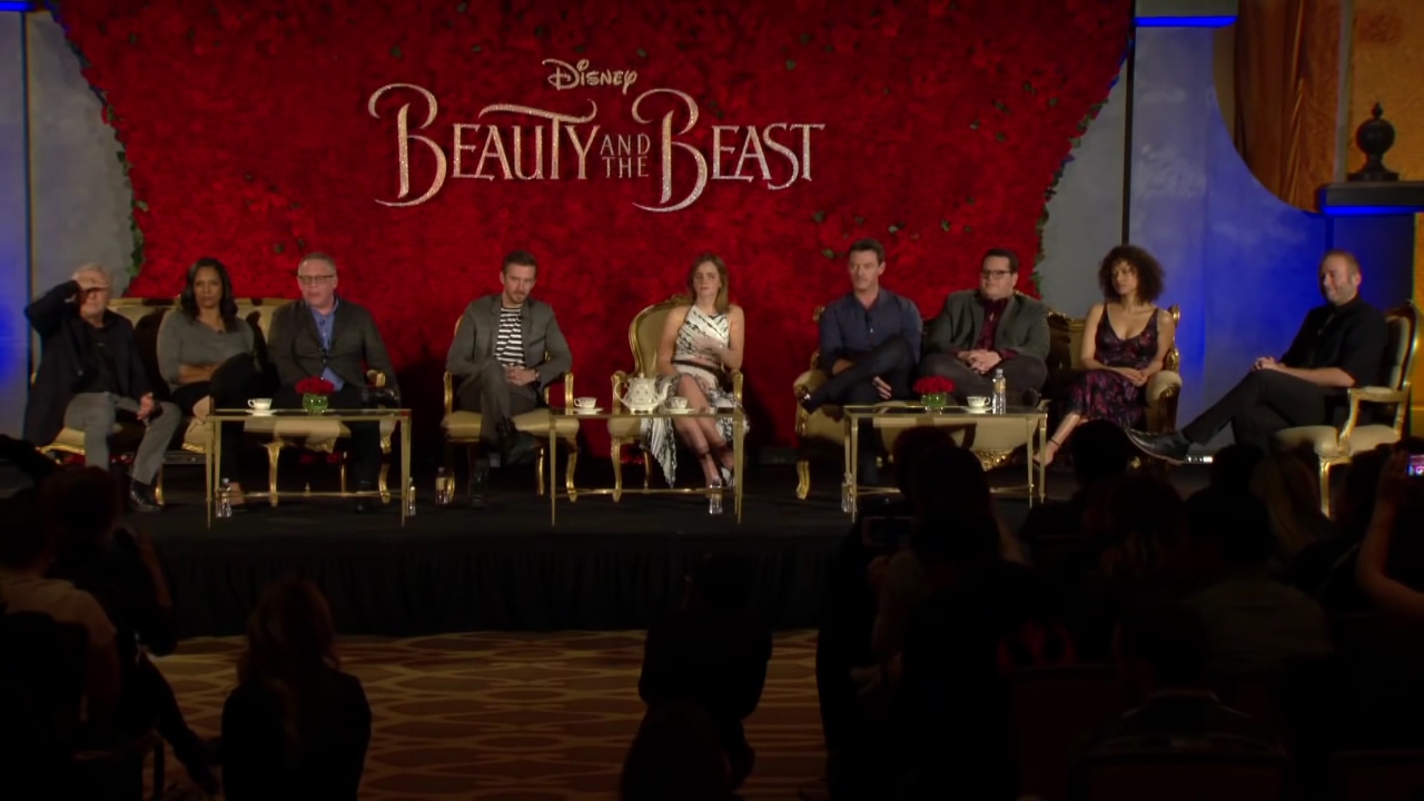EmmaWatsonFan-dot-nl_BeautyAndTheBeastPersConferentieLA1189.jpg