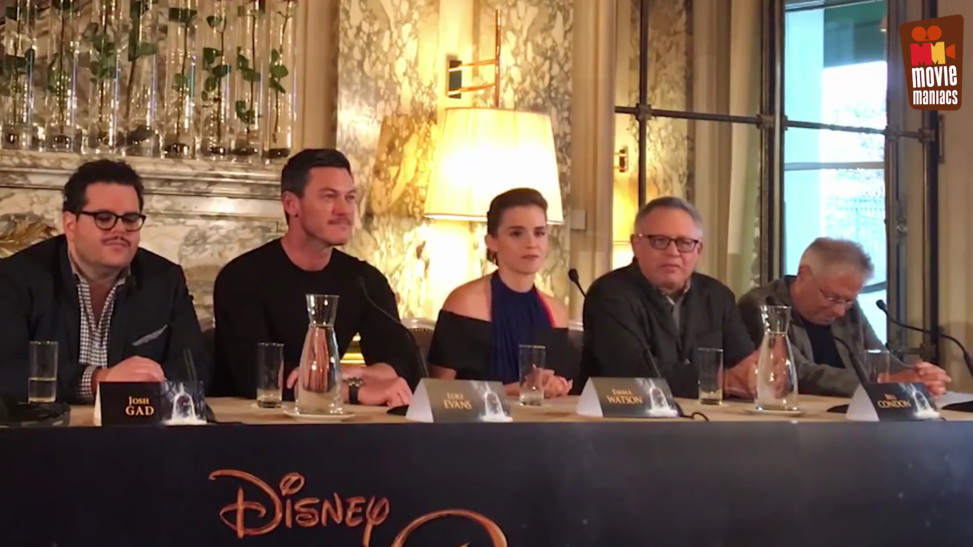 EmmaWatsonFan-dot-nl_BeautyAndTheBeastPersConferentieParijs0224.jpg