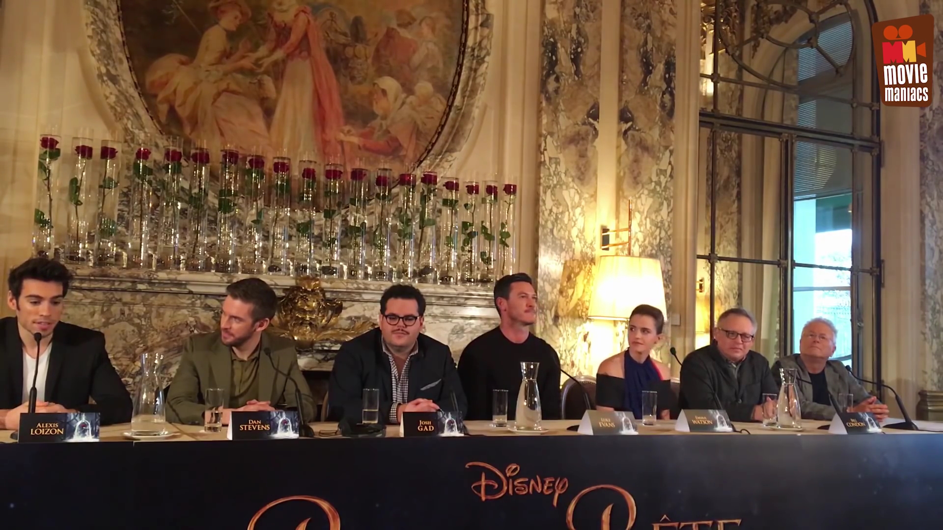 EmmaWatsonFan-dot-nl_BeautyAndTheBeastPersConferentieParijs0368.jpg